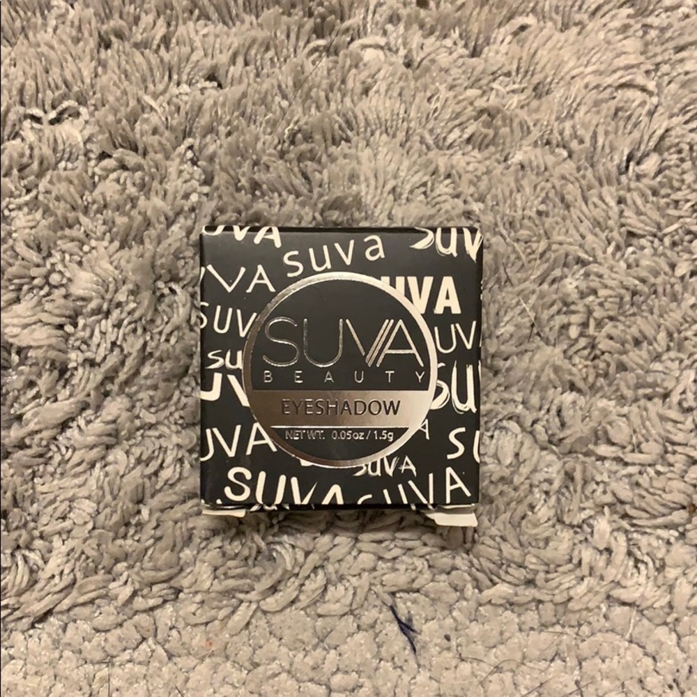 Suva beauty eyeshadow in BBQ